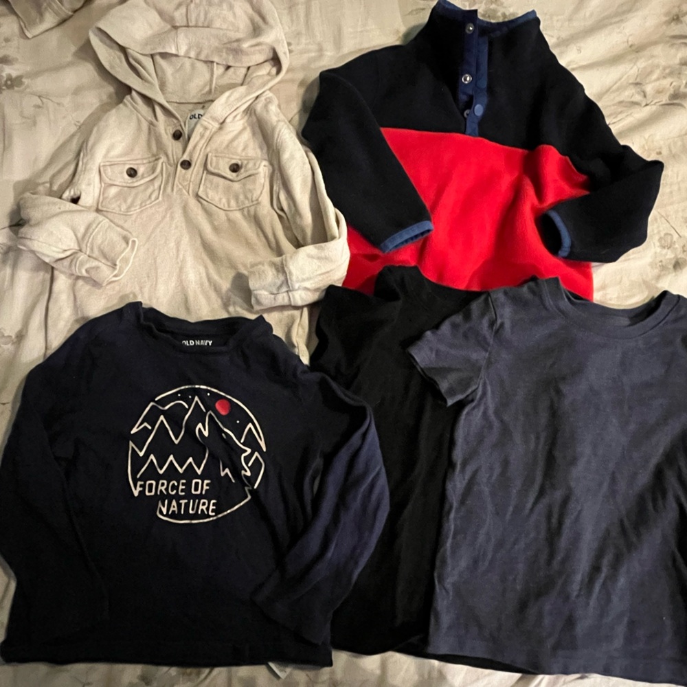 Old Navy boys 3T bundle Tops - tees, hooded tee, polar fleece pullover